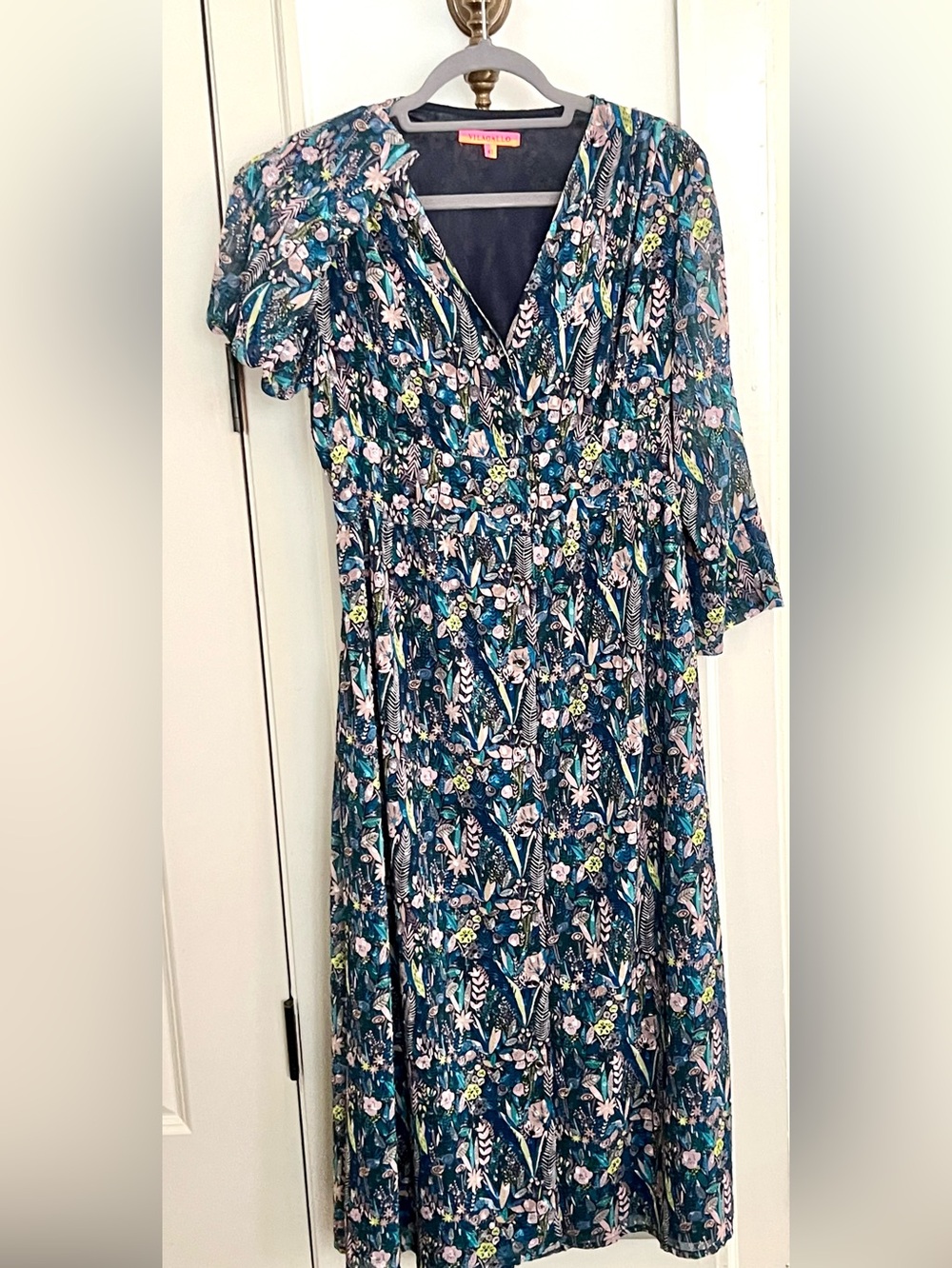 Vilagallo Teal Floral Long-Sleeve Midi Dress